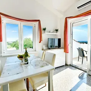 Apartman Del Mar Apartment Poreč